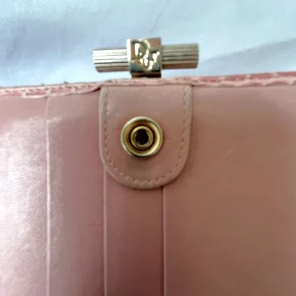 Christian Dior Authentic Pink Vintage Snakeskin Wallet - Picture 5 of 16